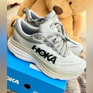 New HOKA ONE ONE BONDI 8 -  Men’s Size 7 -  women’s  Size 8
